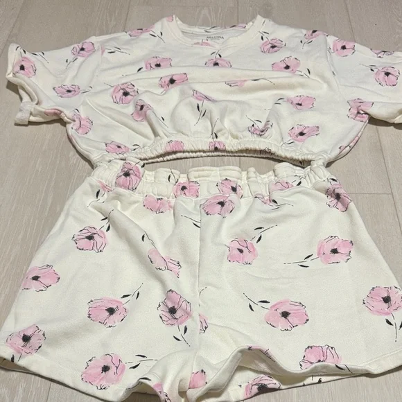 Arizona Jean Company Floral Top And High Waist Shorts in Pink and Cream Set - Picture 9 of 9